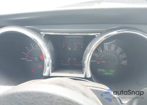 2008 Ford Mustang Gt Deluxe/Gt Premium z USA, uszkodzony, nr VIN 1ZVHT82H785187714